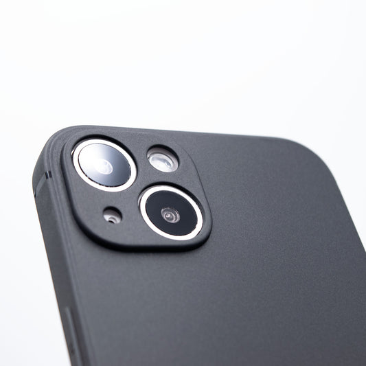 背面レンズを保護 iPhone13