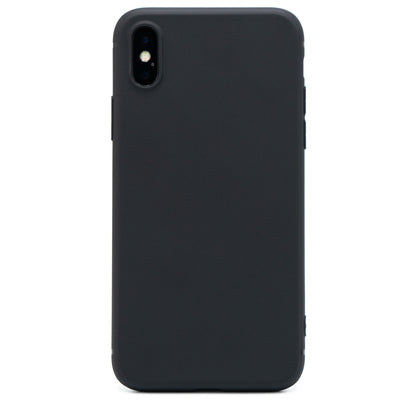 シンプルなつや消し黒のスマホケース